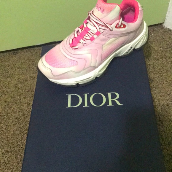 Diors